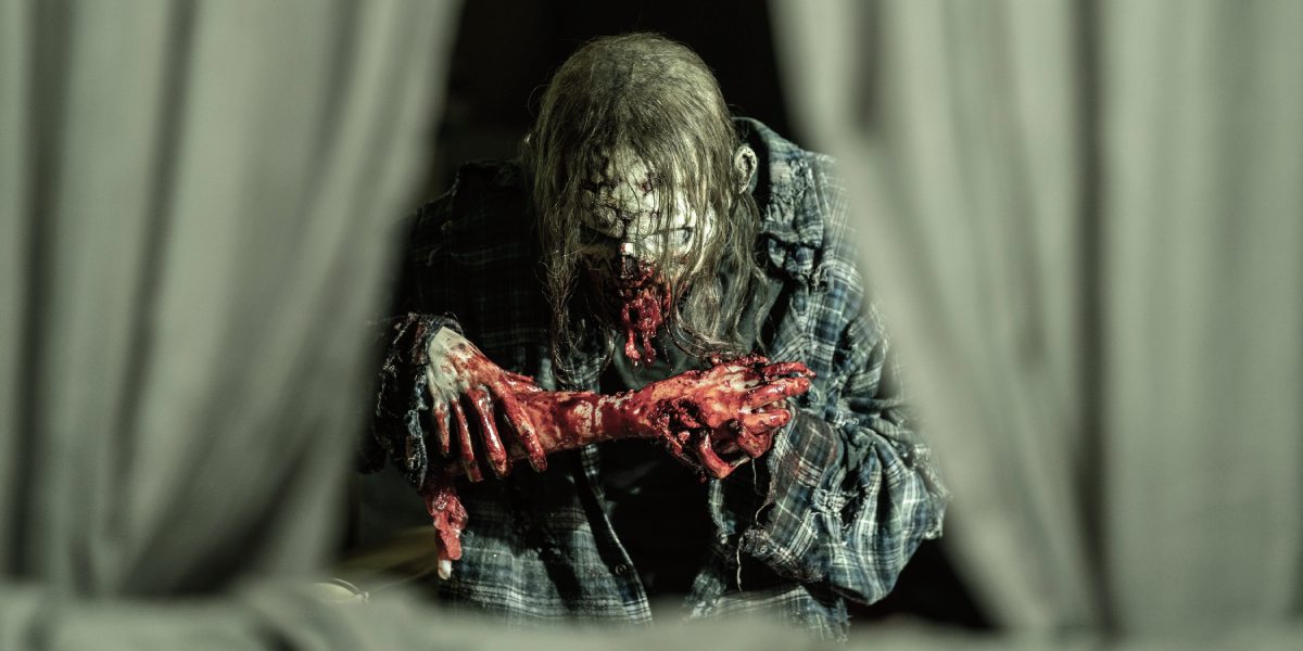 Tipos de zombies como este que está comiendo un brazo