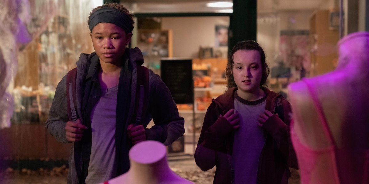 Riley y Ellie en 'The last of us' 1x07