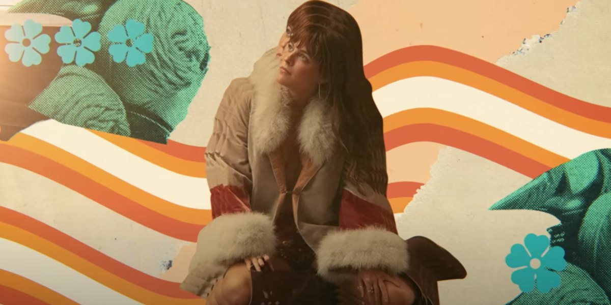 Portada letra de 'Look at us now (Honeycomb)' extraída del Lyric video
