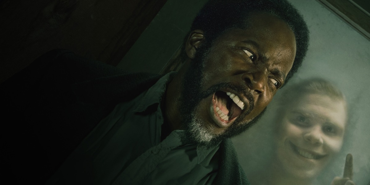 Imagen promocional de 'From' temporada 2