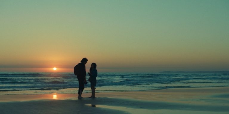 Sin Fin (2018), protagonizada por María León y Javier Rey