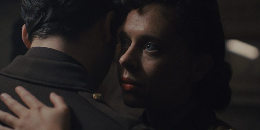 Fotograma de 'Los amos del aire' 1x06